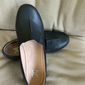 NWOT TC Woman’s Leather Shoes 12W